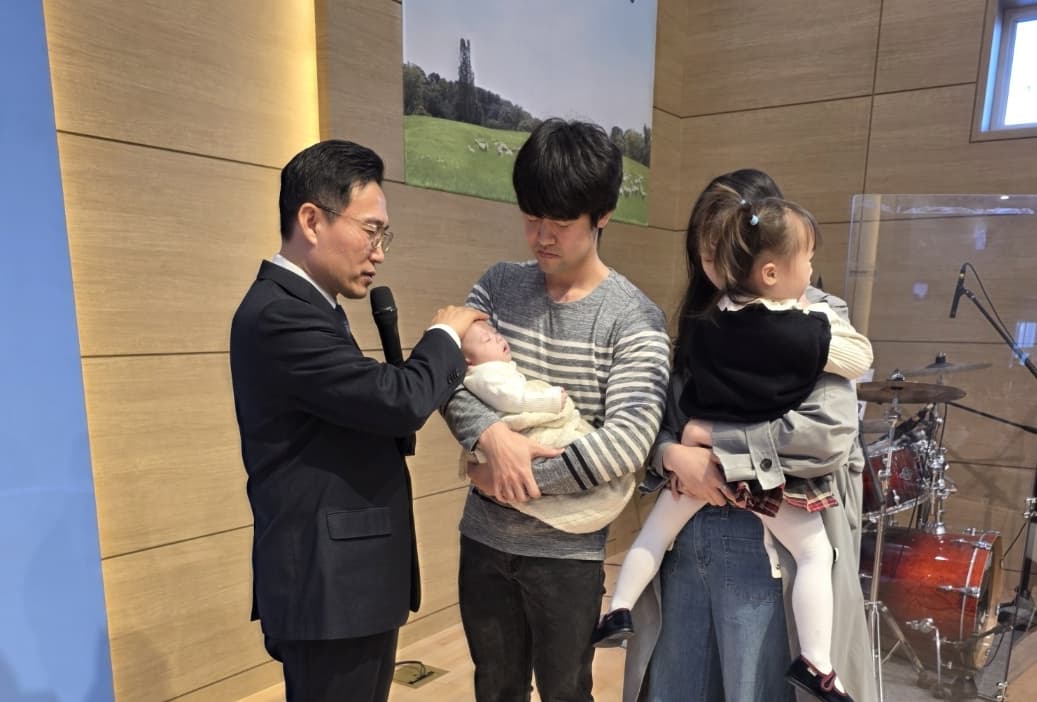 2025 첫 예배 유아 인사 사진 10