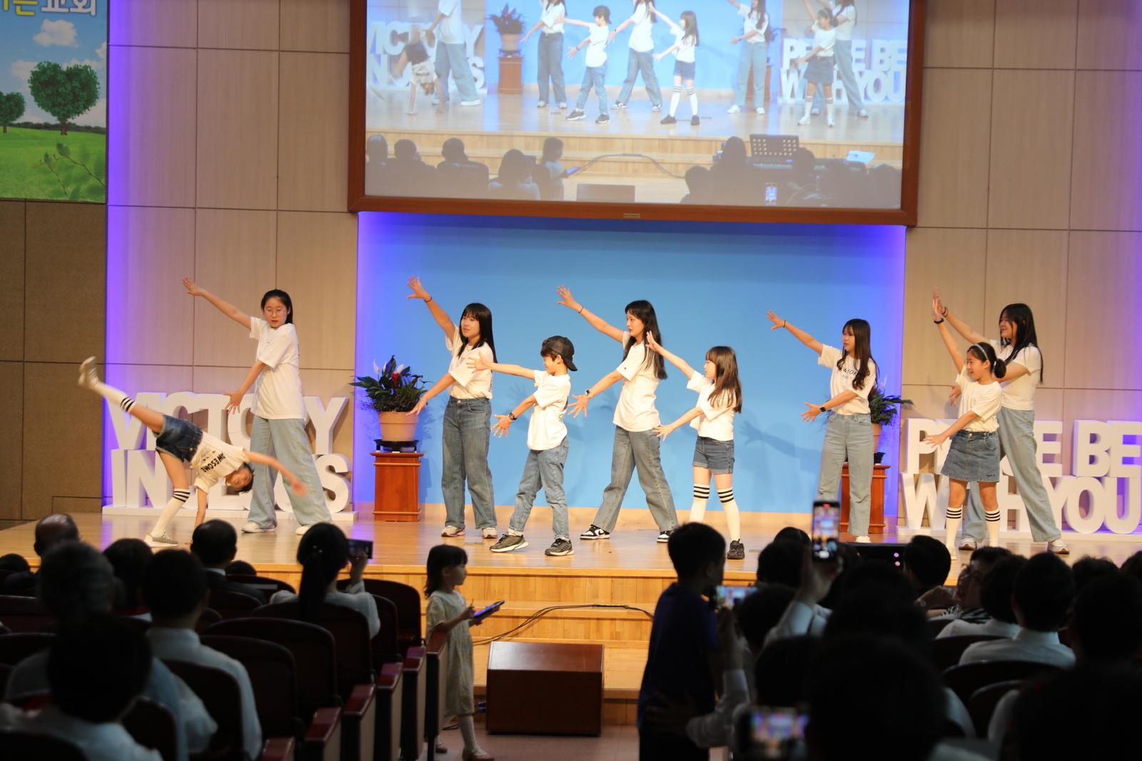 창립59주년 기념 '제3회 감사찬양제' 사진 46