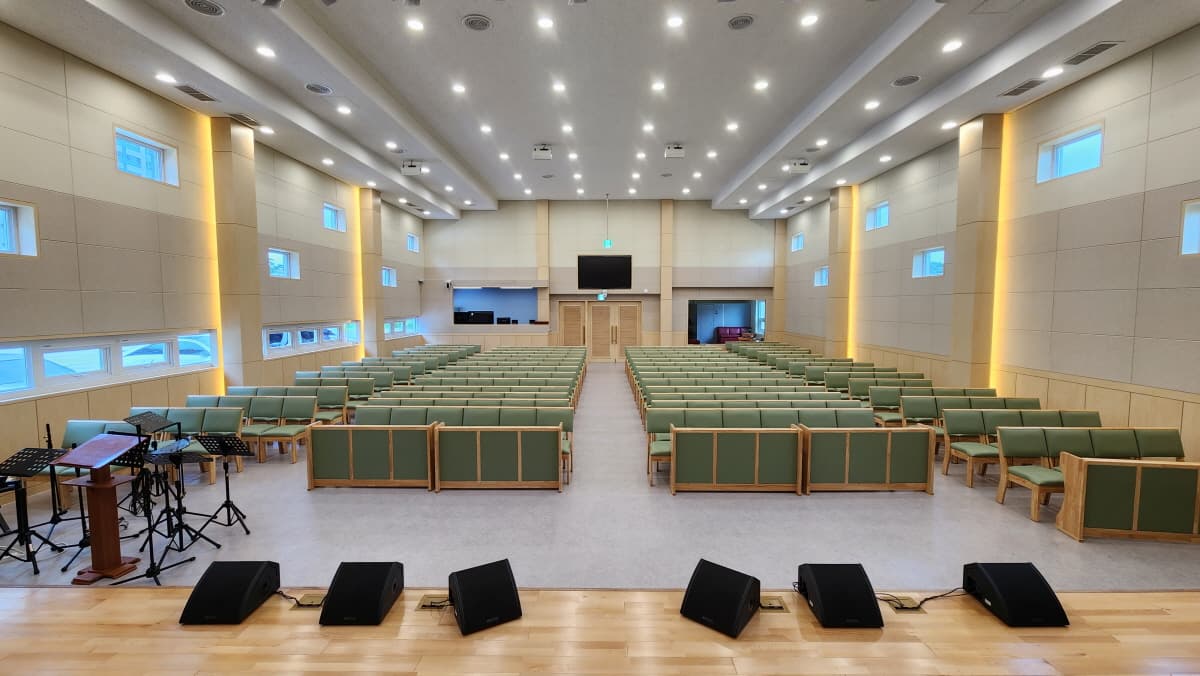 비전센터 예배홀 사진 6