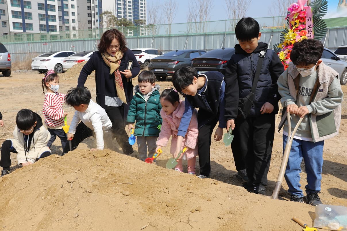 23년 비전센타 기공감사 예배 사진 21
