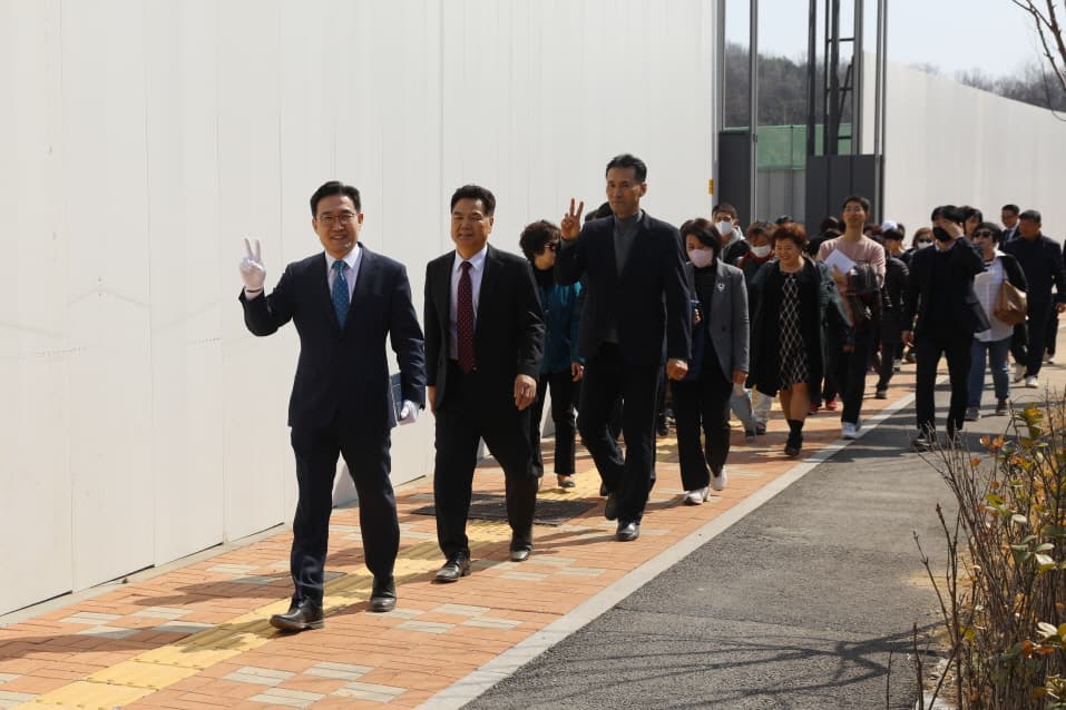 23년 비전센타 기공감사 예배 사진 34